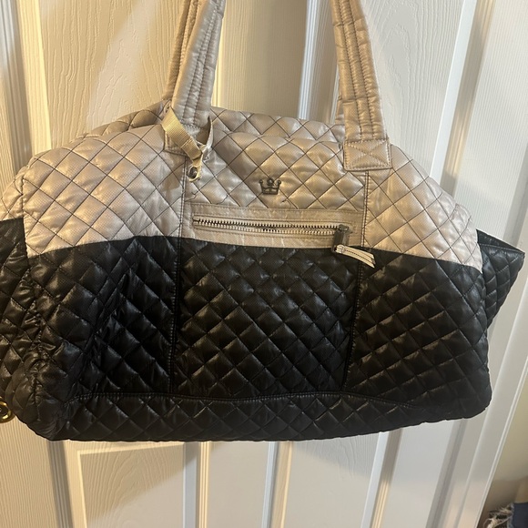 Oliver Thomas Accessories - Oliver Thomas silver & black Pattern Bag